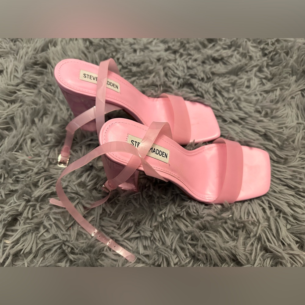 pink steve madden heels